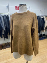 Load image into Gallery viewer, Babaton wool/alpaca/blend sweater M