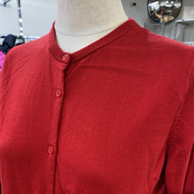 Load image into Gallery viewer, Uniqlo button cardi M