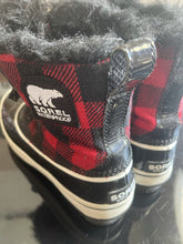 Load image into Gallery viewer, Sorel winter boots 6