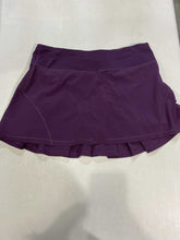Load image into Gallery viewer, Lululemon Tennis Skort 6