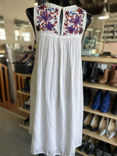 Load image into Gallery viewer, Wilfred embroidered tunic S