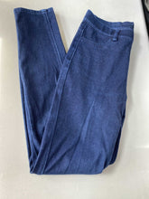 Load image into Gallery viewer, Uniqlo denim leggings 28/29