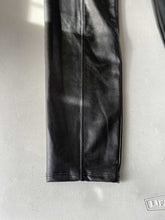 Load image into Gallery viewer, Dynamite pleather leggings M