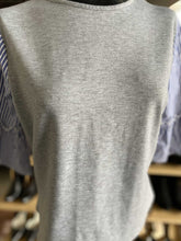 Load image into Gallery viewer, Anthropologie moiety top M