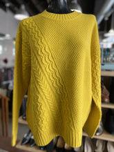 Load image into Gallery viewer, Joe Fresh Sweater L