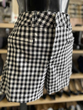 Load image into Gallery viewer, Anthropologie Shorts 31