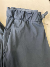 Load image into Gallery viewer, Lululemon Pants 10