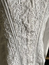 Load image into Gallery viewer, Caamano Cotton Sweater S