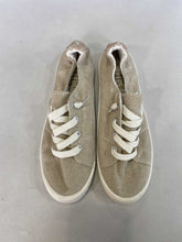 Load image into Gallery viewer, Mal Polc Shoes 7