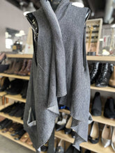 Load image into Gallery viewer, Blondie Apparel Vest O/S