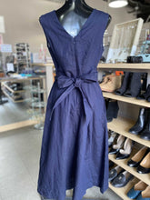 Load image into Gallery viewer, Gap Dress 6