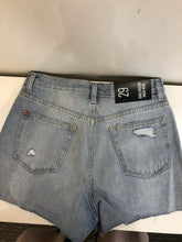 Load image into Gallery viewer, BDG Girlfriend Hi Rise denim shorts NWT 29