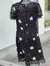 Load image into Gallery viewer, Karl Lagerfeld Dress 4