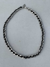 Load image into Gallery viewer, Guess Chain Necklace
