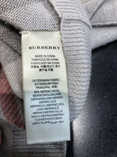 Load image into Gallery viewer, Burberry light knit wool blend cardi L *As Is(pilling