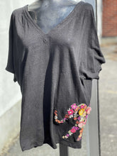 Load image into Gallery viewer, Chicos Top Short Sleeve 3/XL