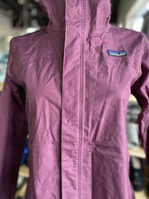 Load image into Gallery viewer, Patagonia Shell Jacket S