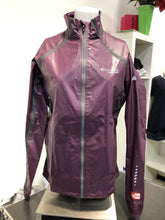Load image into Gallery viewer, Columbia rain jacket S