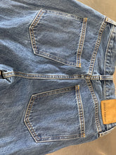 Load image into Gallery viewer, Denim Forum Wide Leg Jeans 25