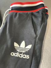 Load image into Gallery viewer, Adidas Sweatpants XS