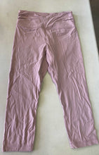 Load image into Gallery viewer, Lululemon Yoga Pants 10