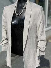 Load image into Gallery viewer, H&M blazer 4