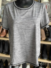 Load image into Gallery viewer, Lole T-Shirt L