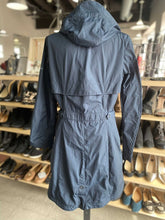 Load image into Gallery viewer, Columbia Long Spring Jacket M