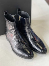 Load image into Gallery viewer, Club Monaco Trycia Flat Boot 39 New In Box