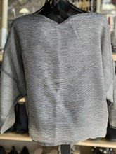 Load image into Gallery viewer, Valerie Dumaine Top Long Sleeve L