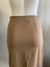 Load image into Gallery viewer, Babaton midi skirt 4
