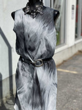 Load image into Gallery viewer, Valerie Dumaine Dress S NWT
