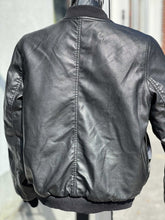 Load image into Gallery viewer, Motion Everyday Athleisure Reversible Jacket S