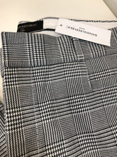 Load image into Gallery viewer, Banana Republic (outlet) Sloan plaid pants NWT 8
