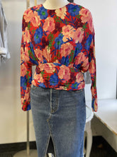 Load image into Gallery viewer, Zara floral,banded waist top S
