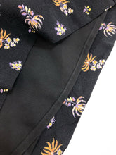 Load image into Gallery viewer, Wilfred lined shorts M