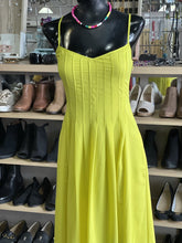 Load image into Gallery viewer, Banana Republic Maxi Dress 0P