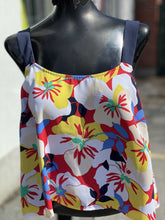 Load image into Gallery viewer, Tommy Hilfiger flowy tank top M NWT