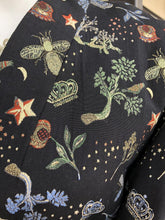 Load image into Gallery viewer, H&M embroidered jacket XS