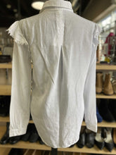 Load image into Gallery viewer, Cloth and Stone Frayed Shoulder Top Long Sleeve XS