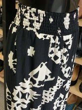 Load image into Gallery viewer, Anthropologie Pants M