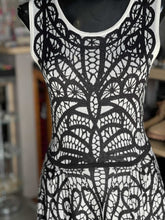 Load image into Gallery viewer, BCBG Max Azria Dress M