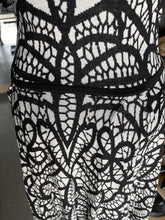 Load image into Gallery viewer, BCBG Max Azria Dress M