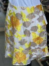 Load image into Gallery viewer, Maeve Embroidered (Lined) Skirt NWT 4