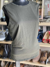 Load image into Gallery viewer, Lululemon Tank S