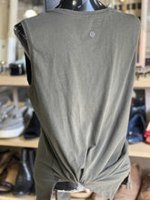 Load image into Gallery viewer, Lululemon Tank S