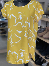 Load image into Gallery viewer, Vero Moda Top Short Sleeve M