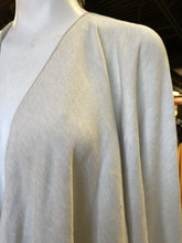 Load image into Gallery viewer, Lululemon knit shawl O/S