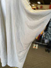 Load image into Gallery viewer, Lululemon knit shawl O/S