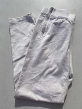 Load image into Gallery viewer, Lululemon Sweatpants 8